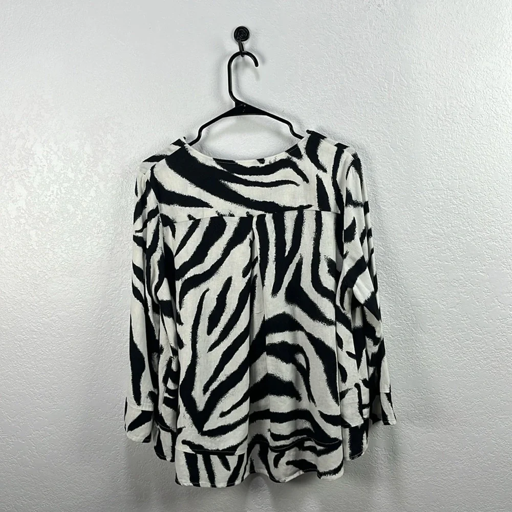 For Cynthia Black and White Zebra Print Blouse Sz M  Linen Blend Career TC0747 - Picture 8 of 10